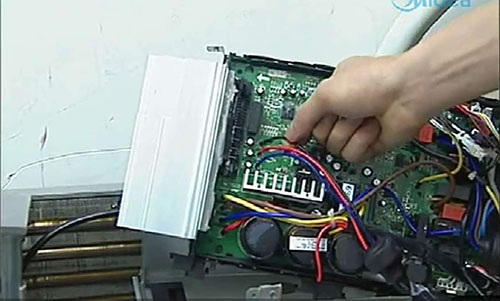 额济纳旗美的空调电话是多少